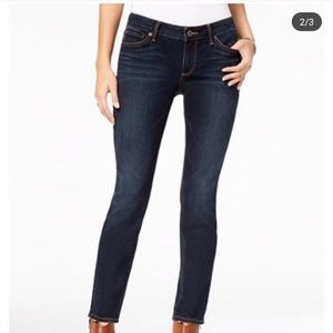 24 HR SALE 🔥Lucky Brand Skinny Jeans: Larkin Wash